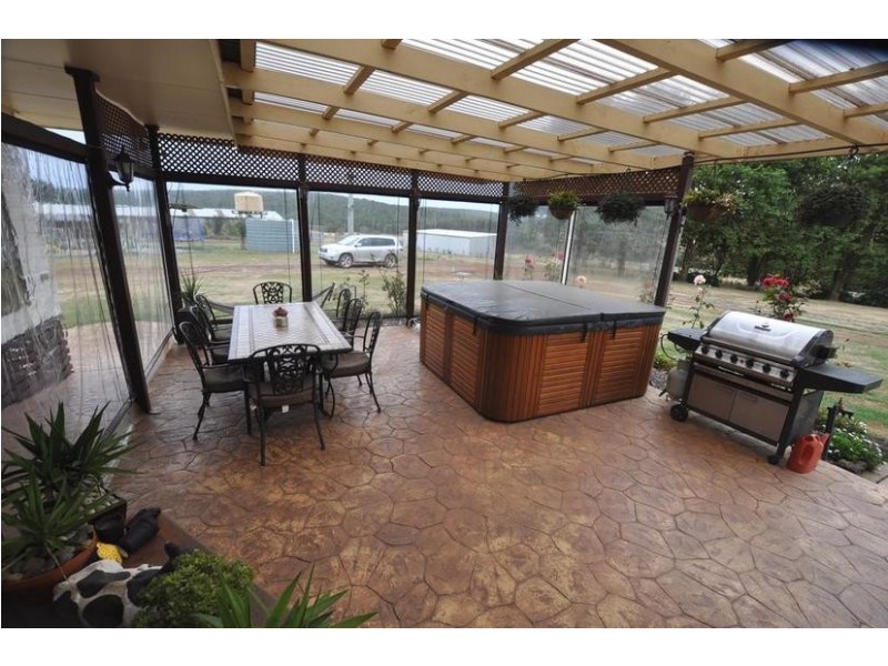 475 Crescent Road, Simpson VIC 3266