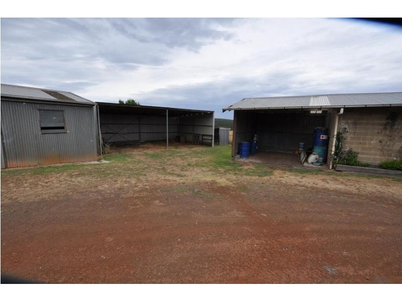 475 Crescent Road, Simpson VIC 3266