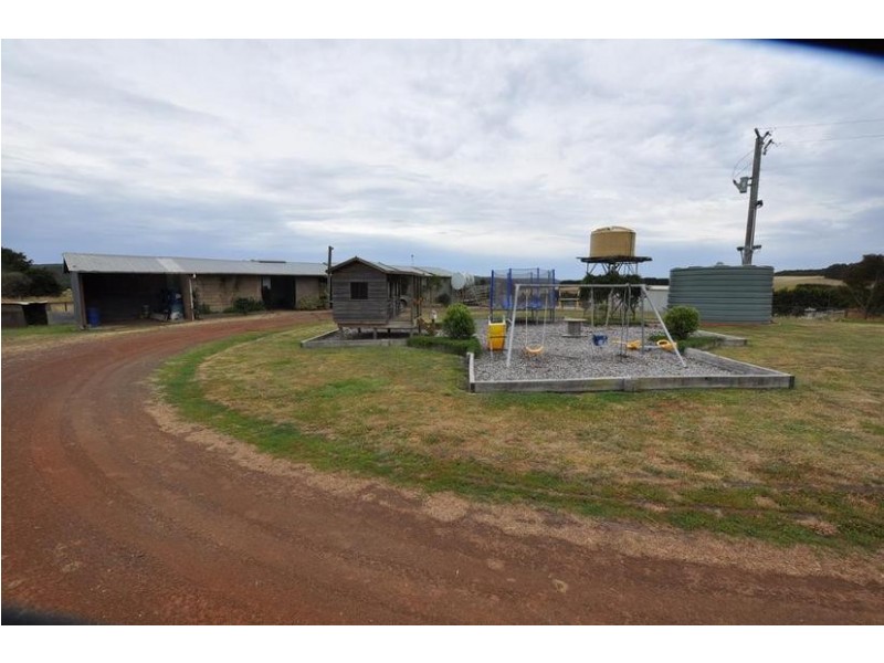 475 Crescent Road, Simpson VIC 3266