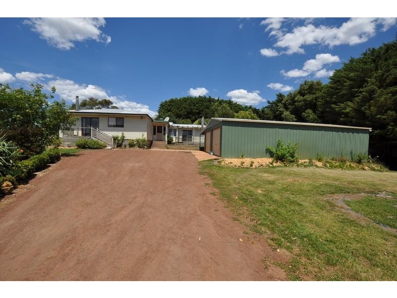 65 Crescent Spur Road, Simpson VIC 3266