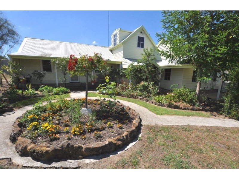 50 Silvester Street, Cobden VIC 3266