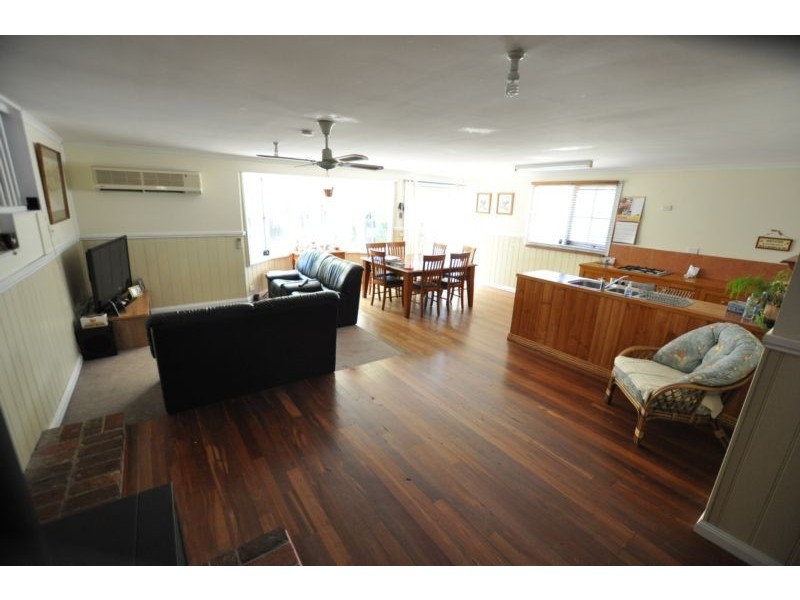 50 Silvester Street, Cobden VIC 3266