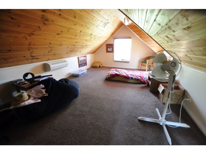 50 Silvester Street, Cobden VIC 3266