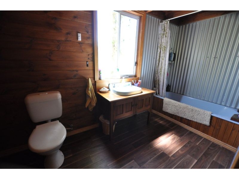 50 Silvester Street, Cobden VIC 3266