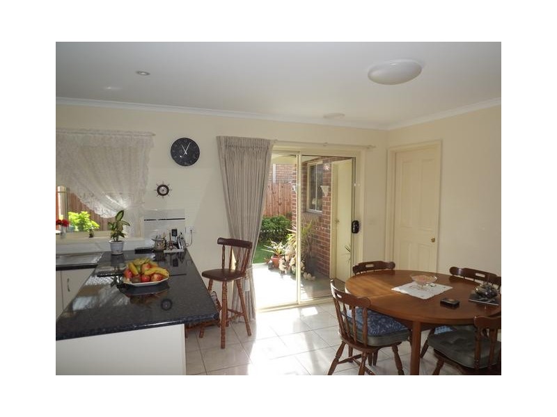 2/13 Golden Springs Court, Warrnambool VIC 3280