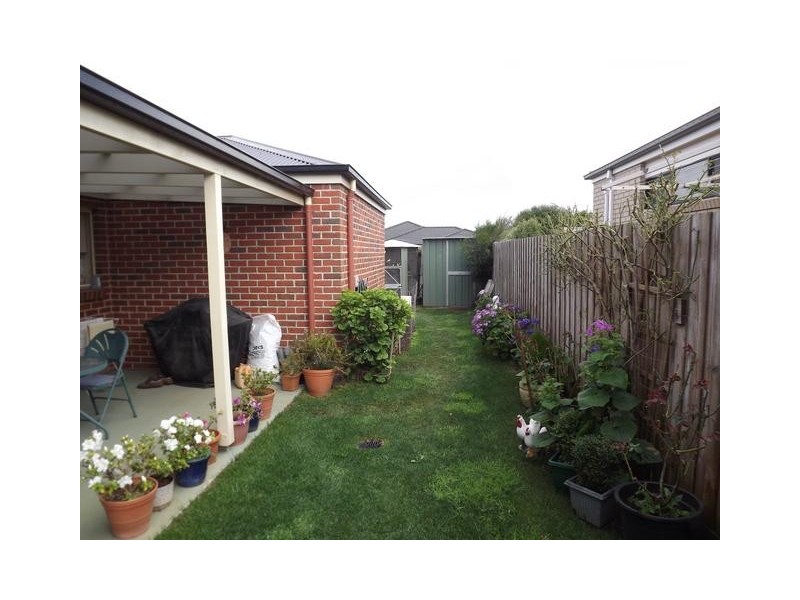 2/13 Golden Springs Court, Warrnambool VIC 3280