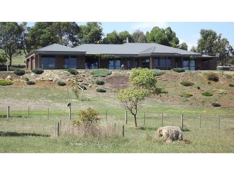 5 The Hill Court, Woodford VIC 3281