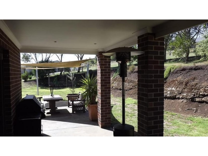 5 The Hill Court, Woodford VIC 3281