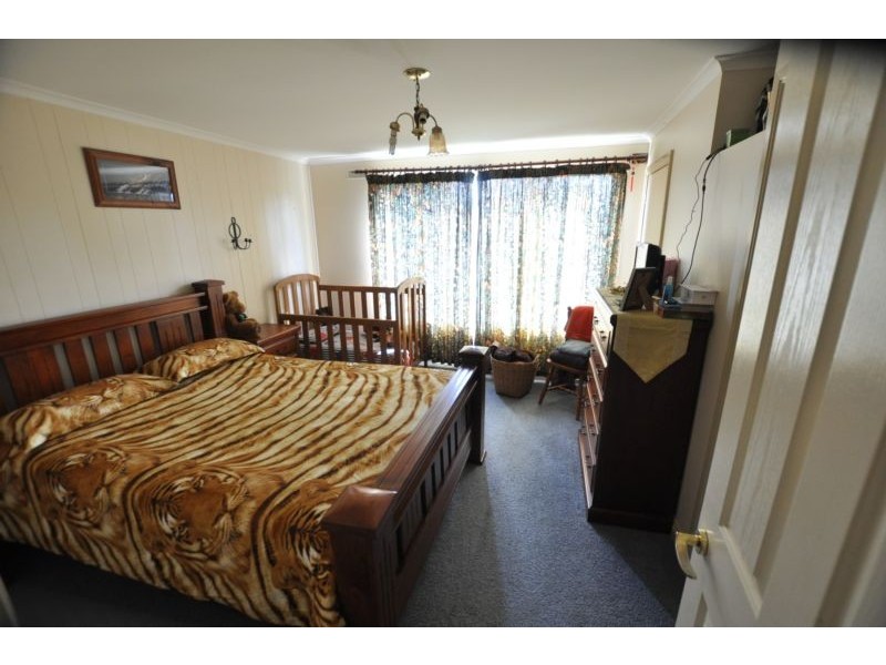 65 Silvester Street, Cobden VIC 3266