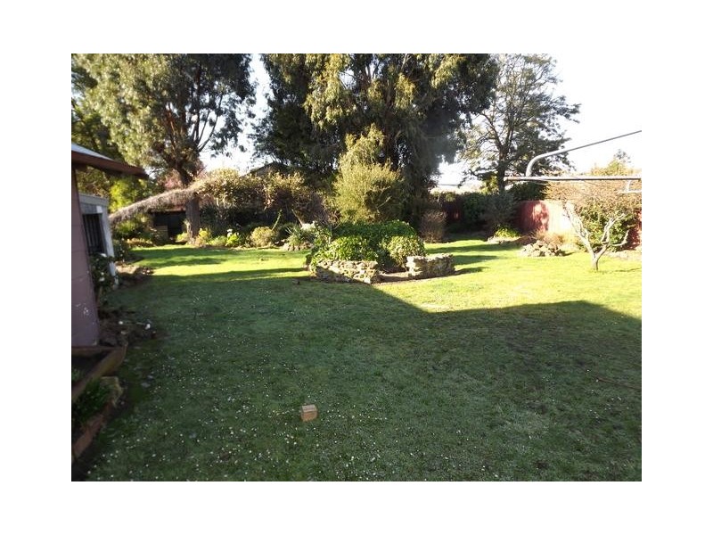 23 Neylon Street, Cobden VIC 3266