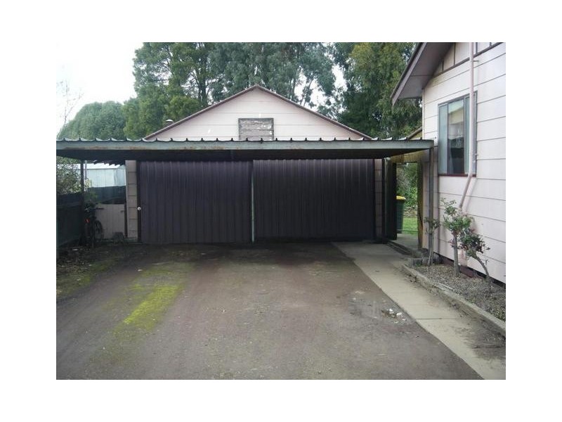 23 Neylon Street, Cobden VIC 3266