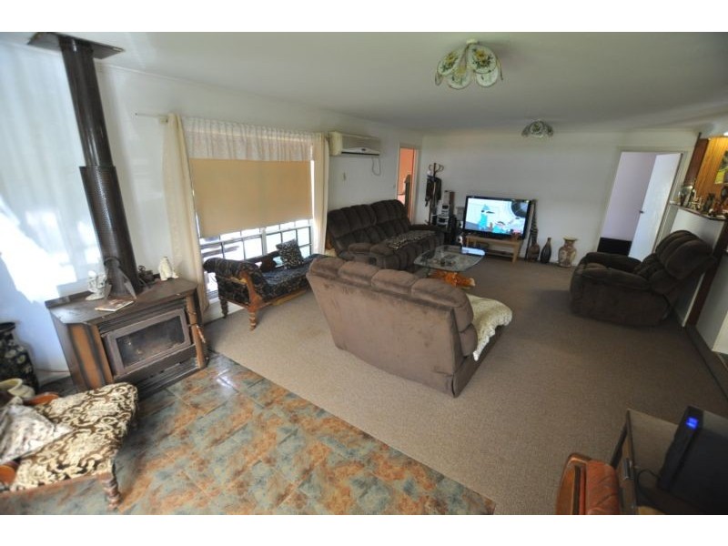 30 Barrett Street, Timboon VIC 3268