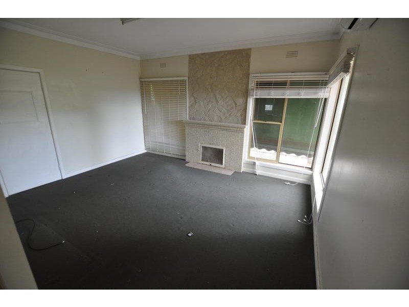 133 Soundrys Road, Elingamite VIC 3266