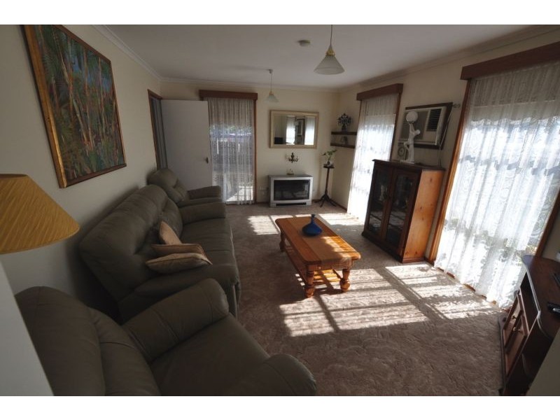 4 McMahon Street, Camperdown VIC 3260