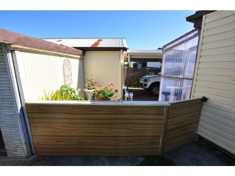 4 McMahon Street, Camperdown VIC 3260