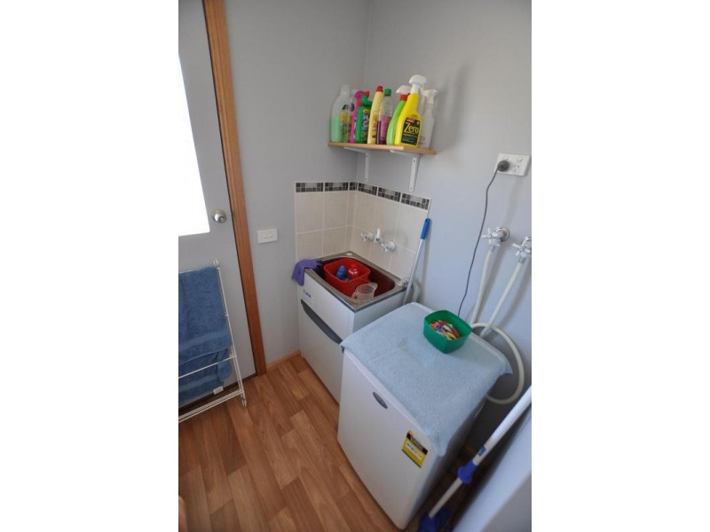 52 Silvestor Street, Cobden VIC 3266