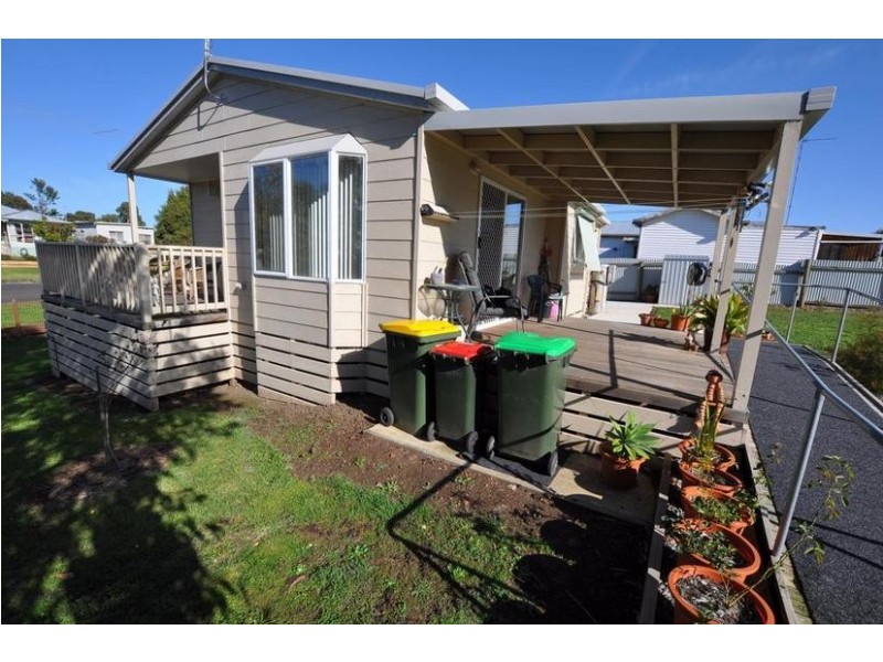 52 Silvestor Street, Cobden VIC 3266