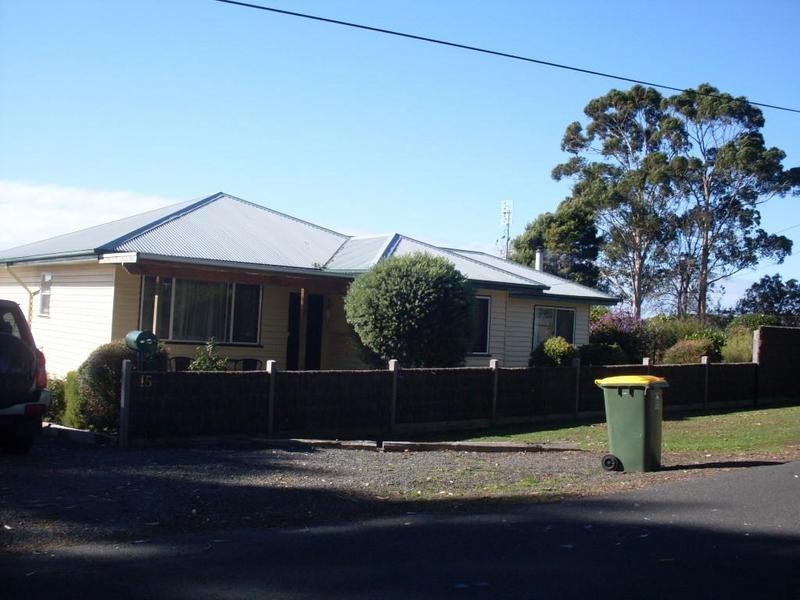 15 Haywards Road, Timboon VIC 3268