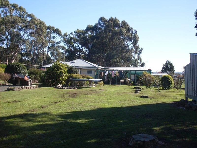 15 Haywards Road, Timboon VIC 3268