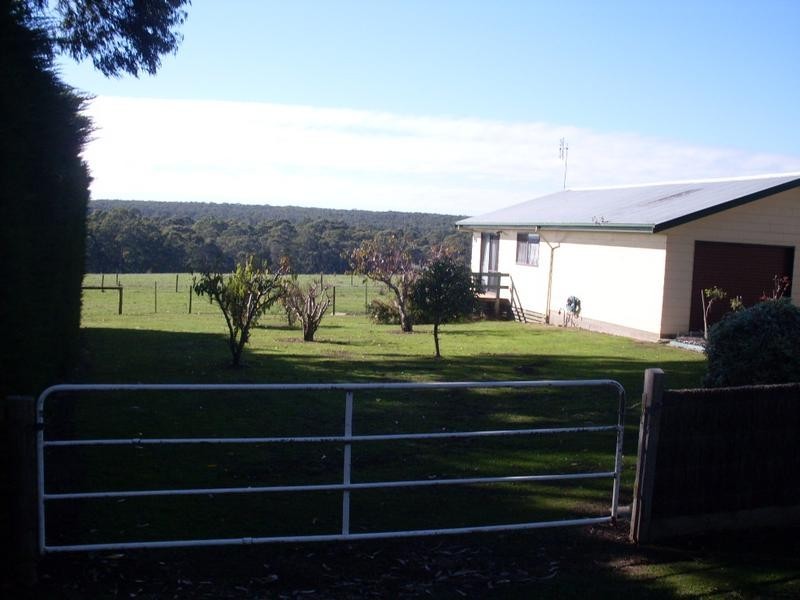 15 Haywards Road, Timboon VIC 3268