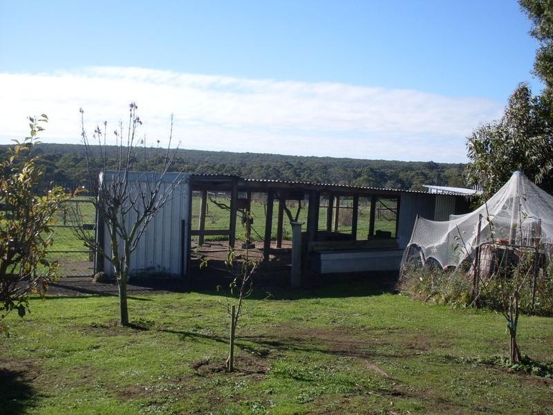 15 Haywards Road, Timboon VIC 3268