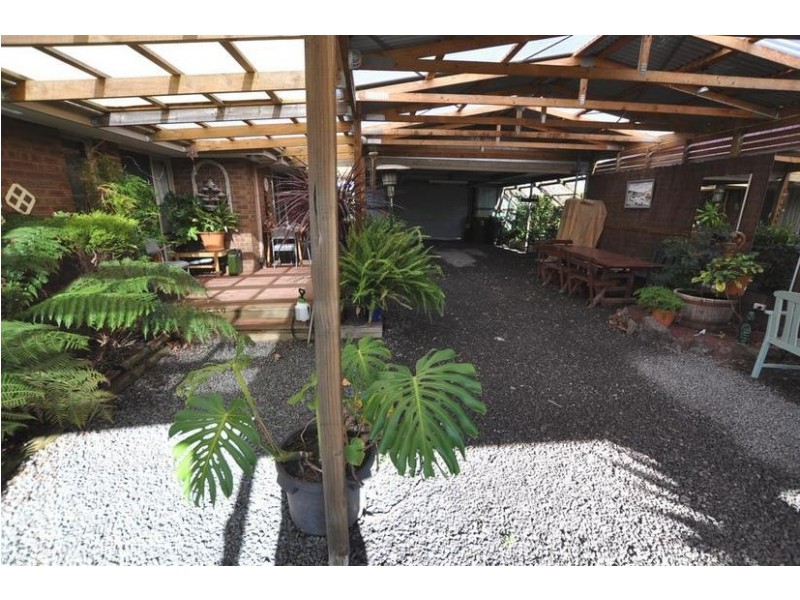 82 Clarke Street, Cobden VIC 3266