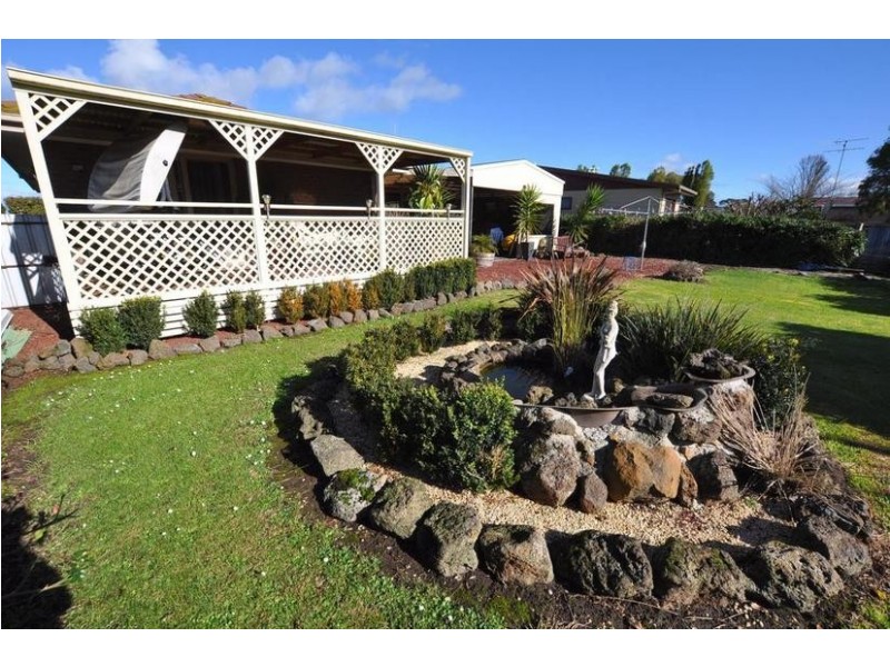 82 Clarke Street, Cobden VIC 3266