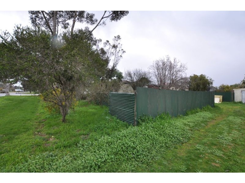 32 Heriot Street, Lismore VIC 3324