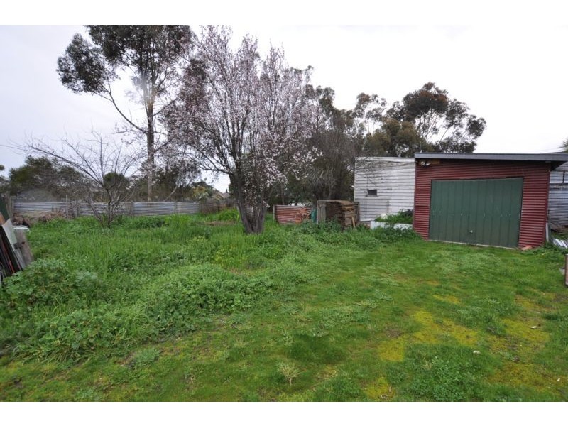 32 Heriot Street, Lismore VIC 3324