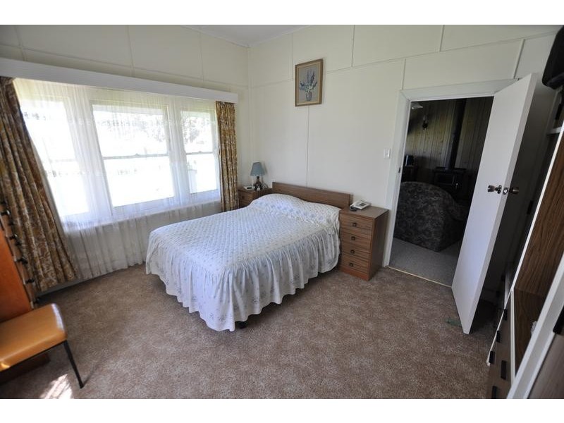 110 Cobden-Terang Road, Cobden VIC 3266