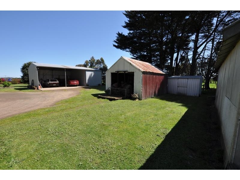 110 Cobden-Terang Road, Cobden VIC 3266