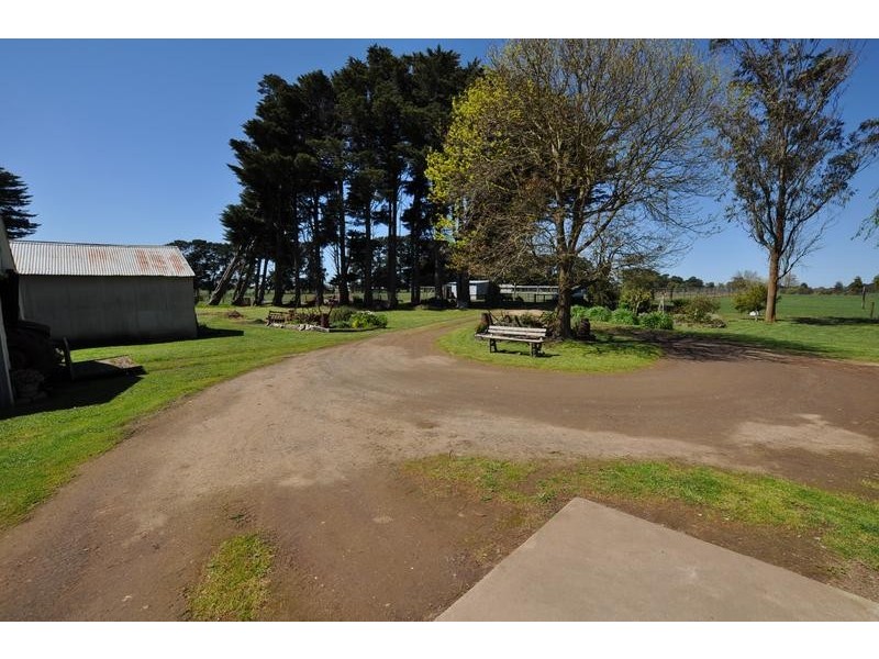 110 Cobden-Terang Road, Cobden VIC 3266