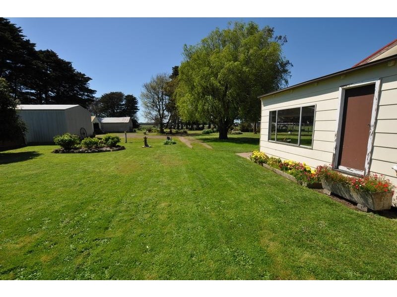 110 Cobden-Terang Road, Cobden VIC 3266