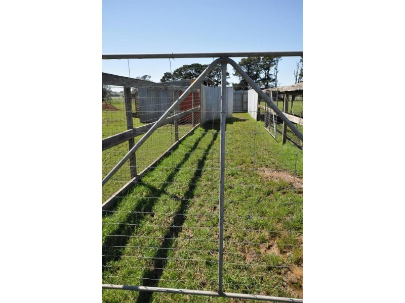 110 Cobden-Terang Road, Cobden VIC 3266