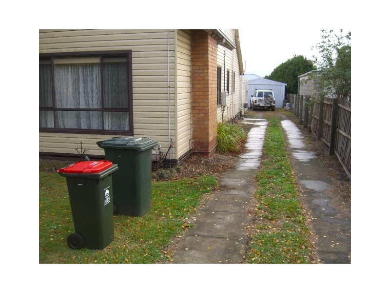 11 Old Port Campbell Road, Cobden VIC 3266