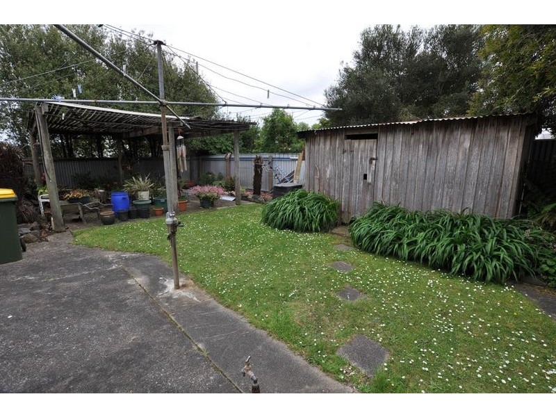 12 Jayarra Street, Simpson VIC 3266