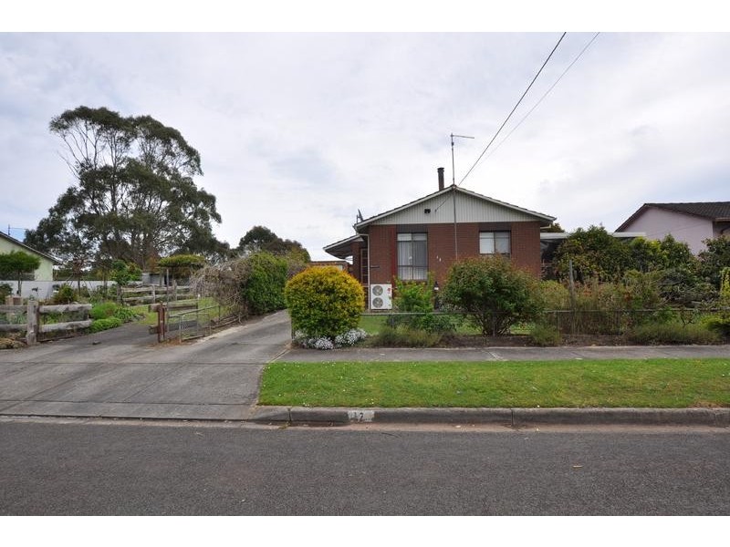 12 Jayarra Street, Simpson VIC 3266