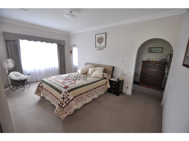 1918 Cobden-Lavers Hill Road, Simpson VIC 3266