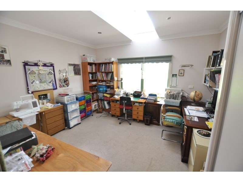 1918 Cobden-Lavers Hill Road, Simpson VIC 3266