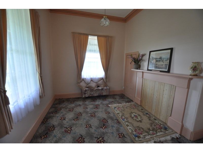 83 Depot Road, Camperdown VIC 3260