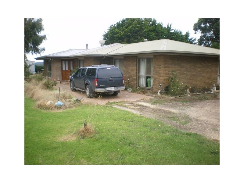 326 Crescent Road, Simpson VIC 3266