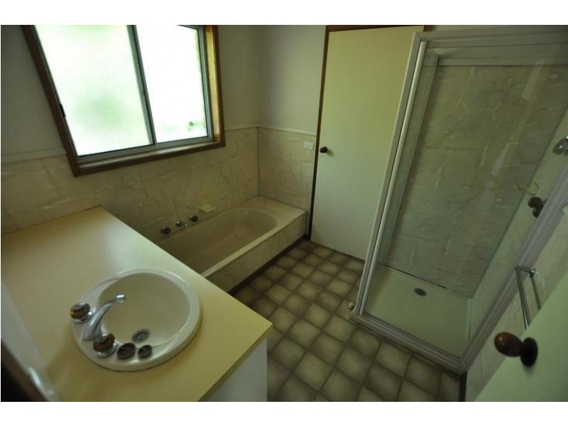 66 Barrett Street, Timboon VIC 3268