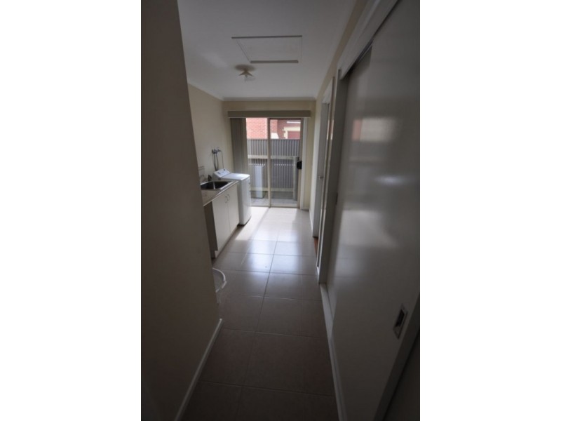 2/65 Curdie Street, Cobden VIC 3266