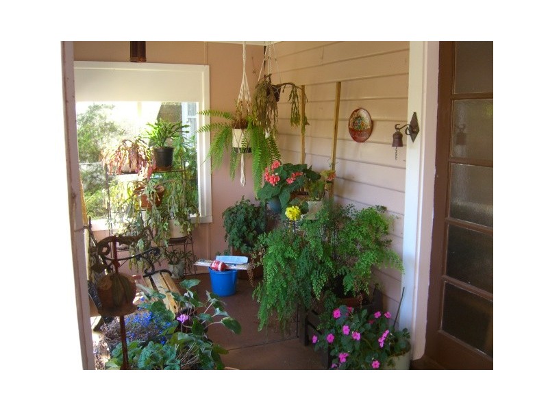 100 Parrott Street, Cobden VIC 3266