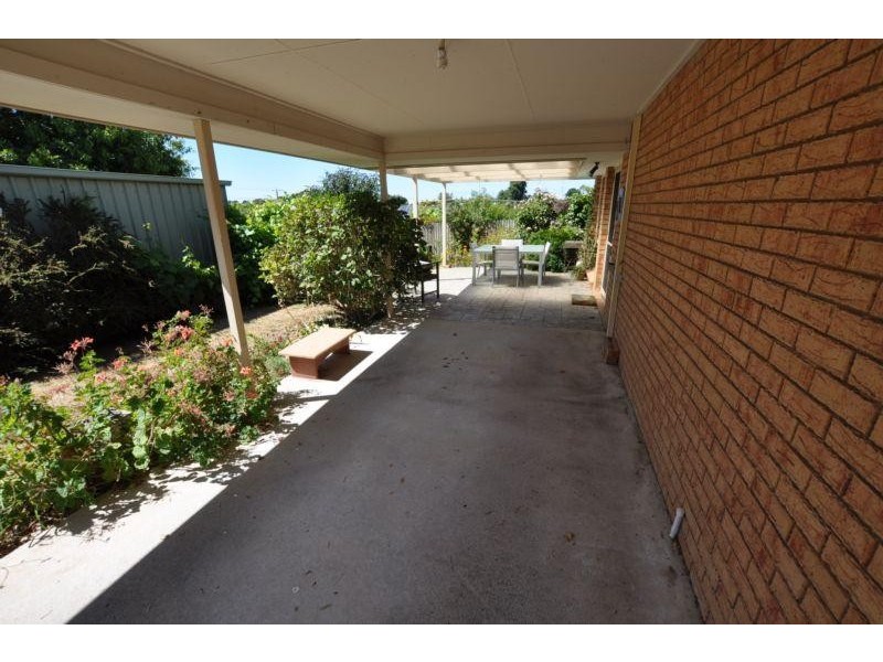 3 Rix Avenue, Cobden VIC 3266