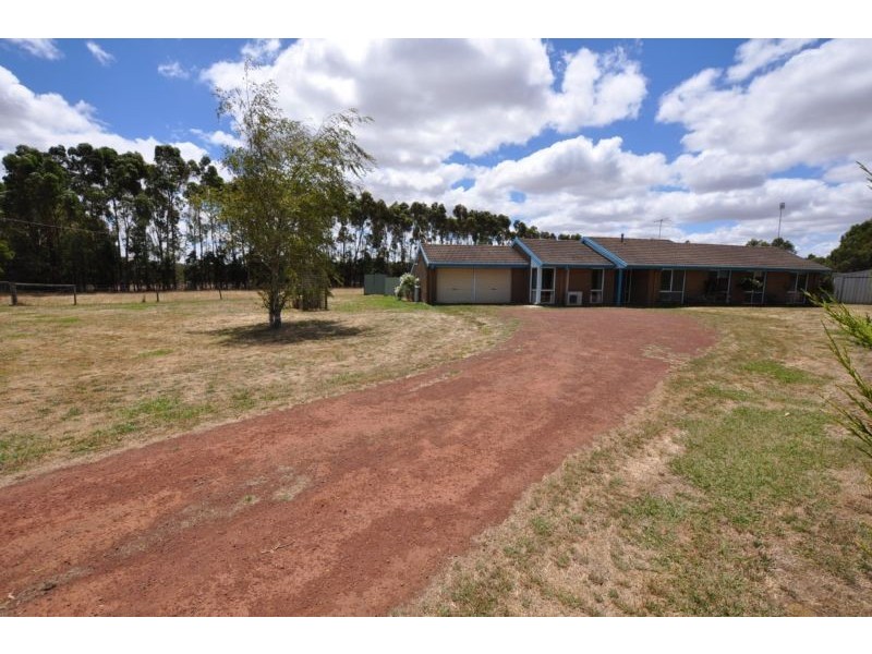 674 Cobden-Terang Road, Cobrico VIC 3266