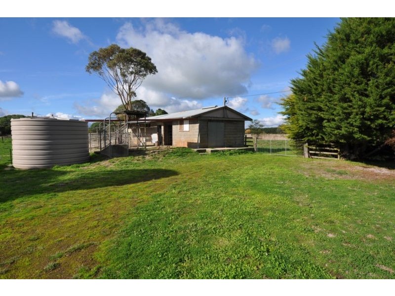 149 Coradjil Road, Simpson VIC 3266