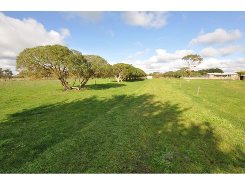 149 Coradjil Road, Simpson VIC 3266