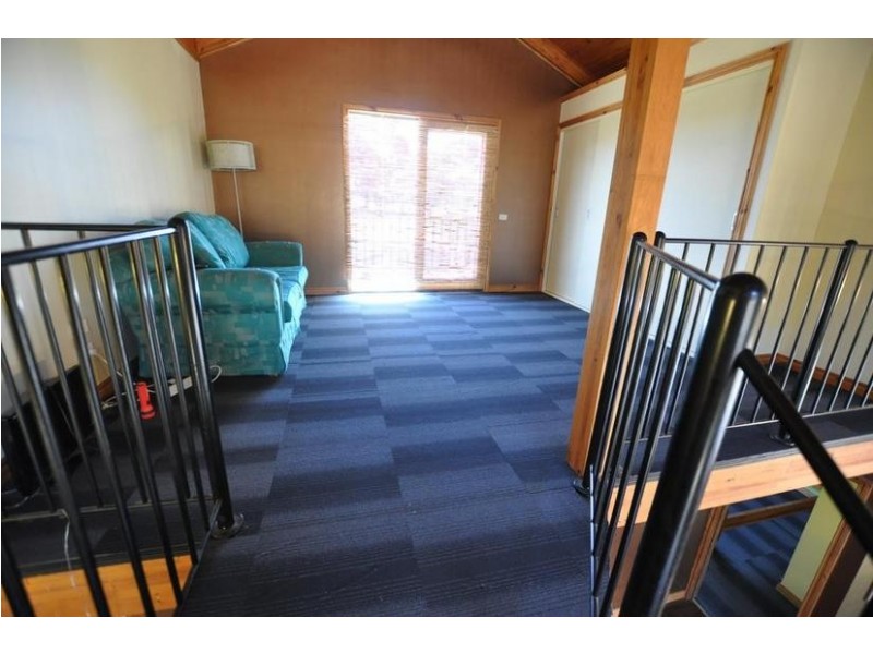 2 Wyang Court, Simpson VIC 3266