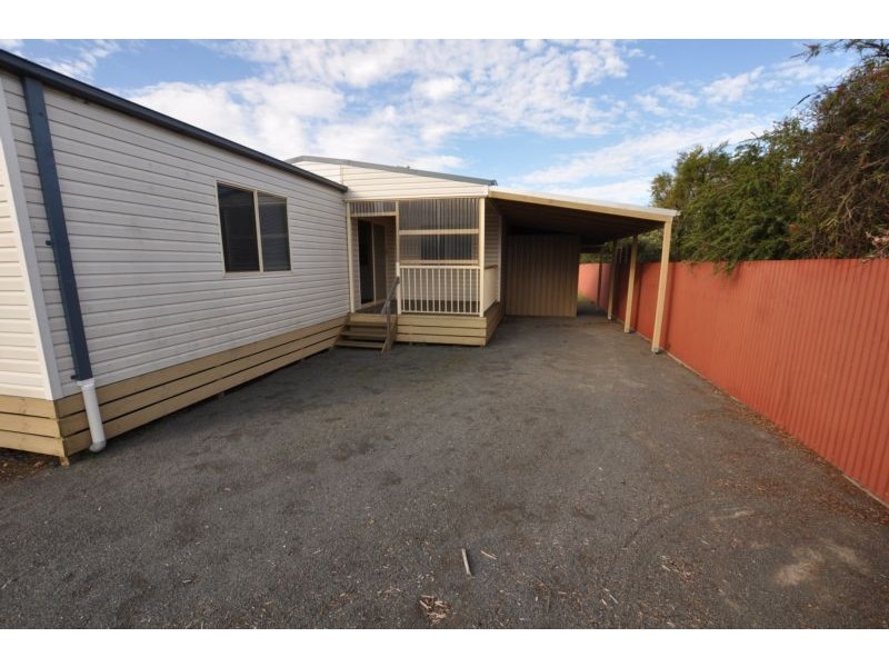 12 Adam Street, Cobden VIC 3266